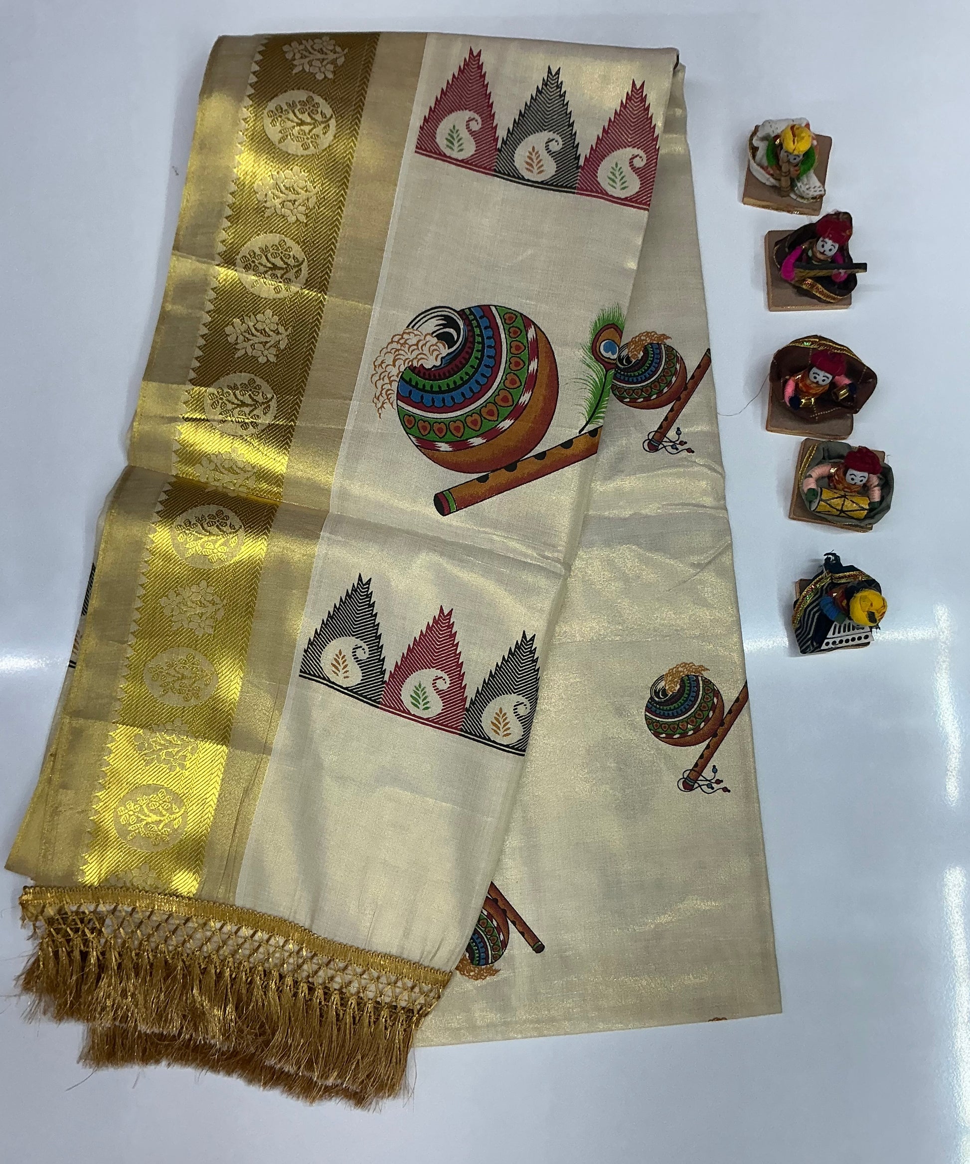 Kerala traditional Tissue saree