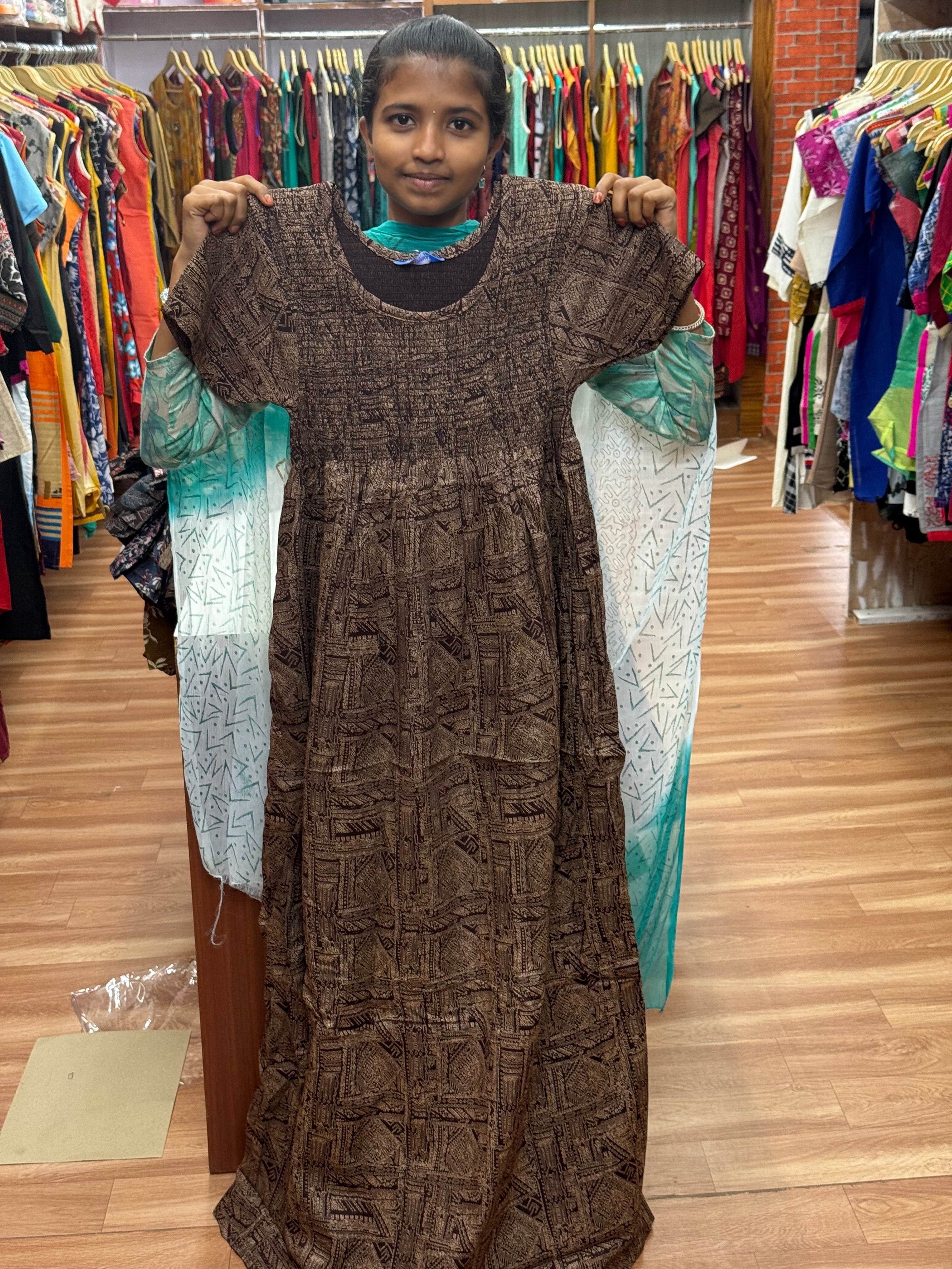 Smocking Nighty  (XL)