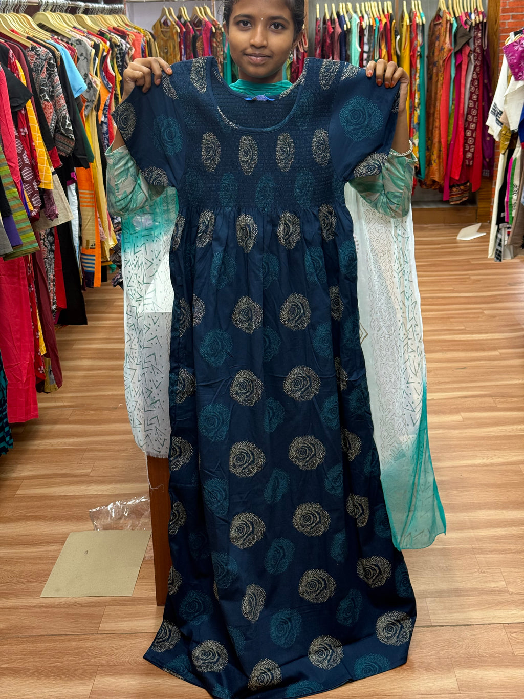 Smocking Nighty (XL)