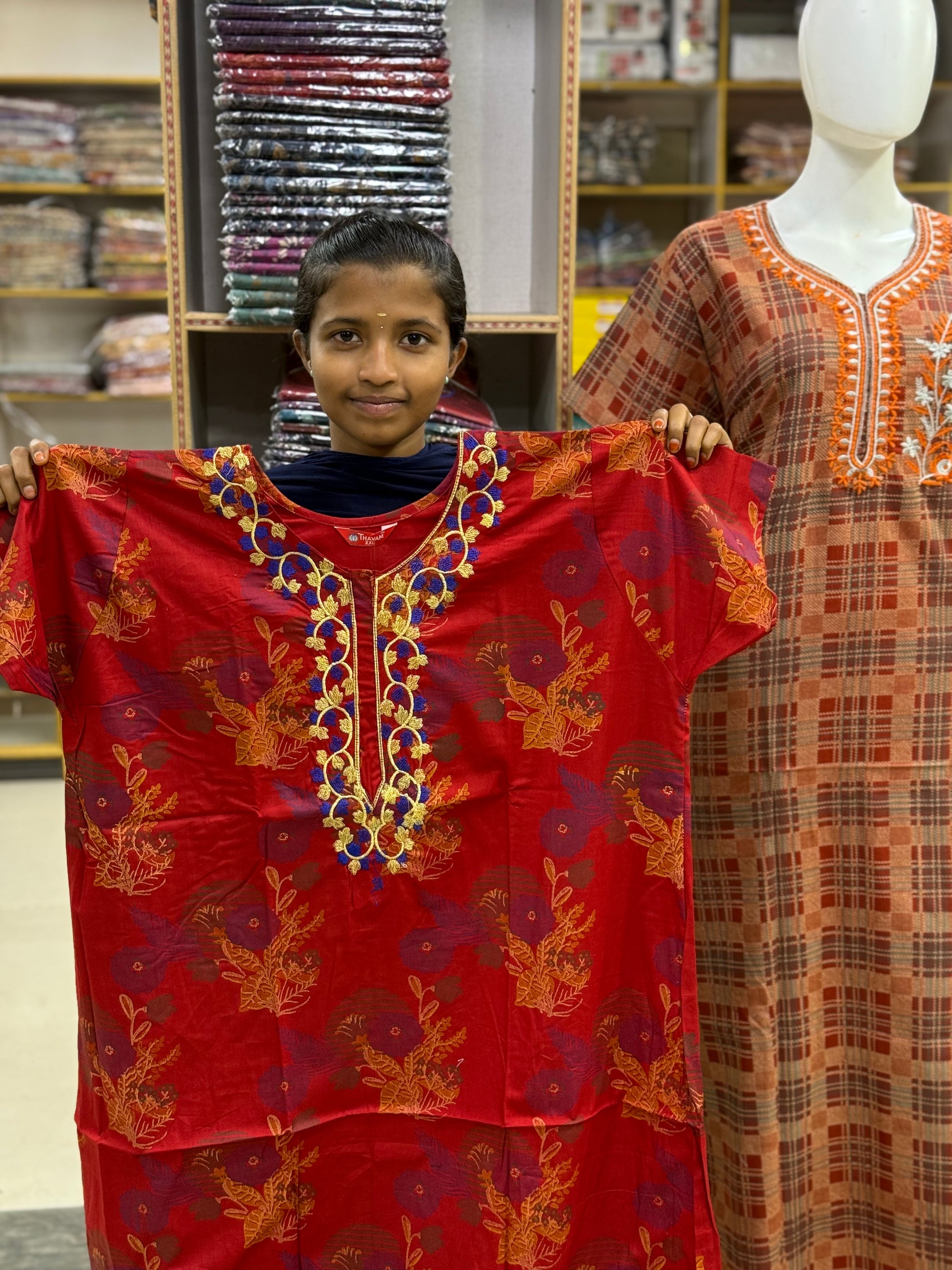 Embroidery Nighty  (XL,XXL)